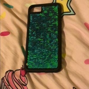 Iphone 6s case with reversible sequins fits 7 or 8